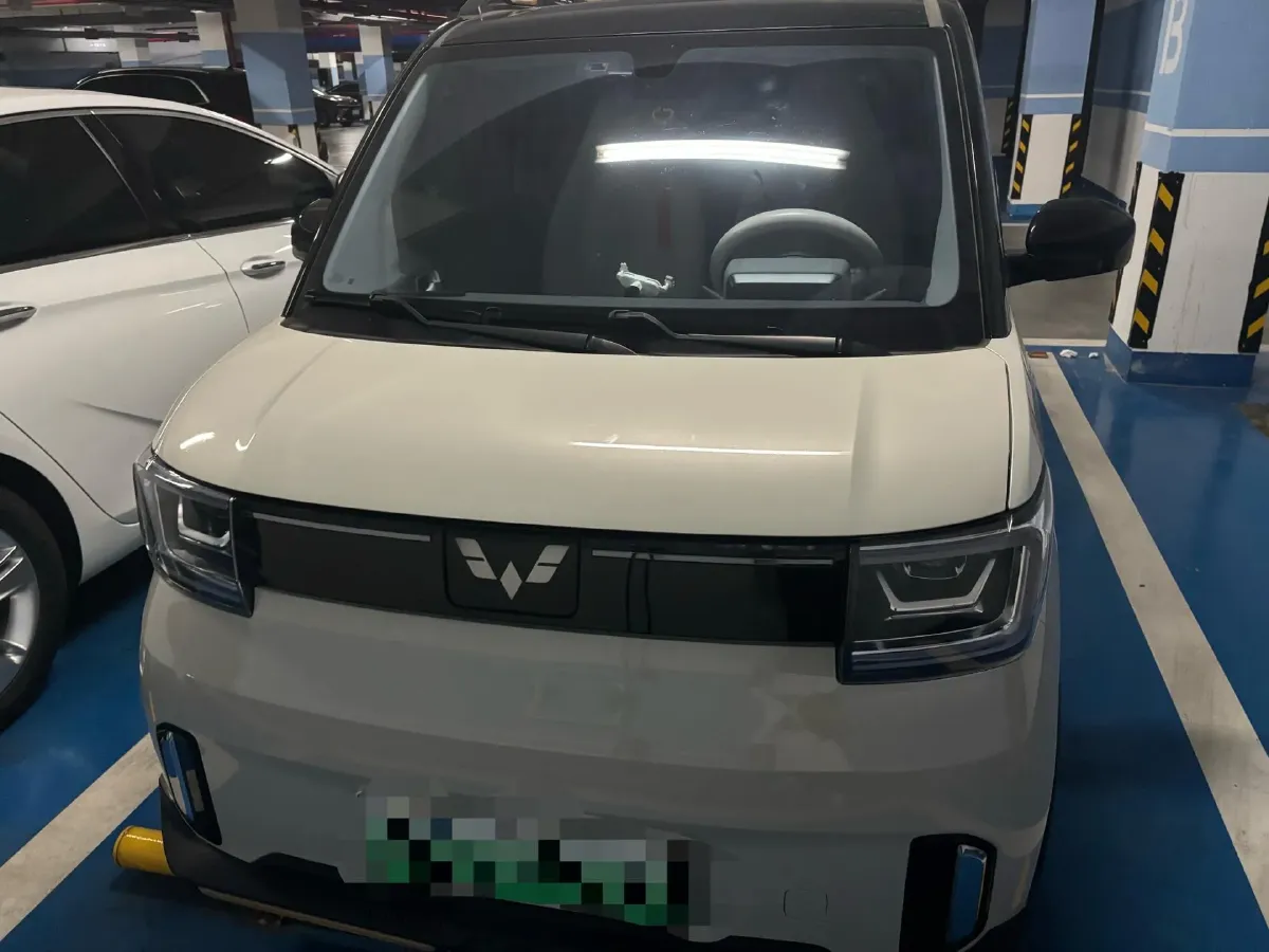 2022 WuLing HongGuang MINI EV BEV 17.3KWH,autocango,china used car exporter,china ev exporter,chinese used car exporter,chinese used ev exporter