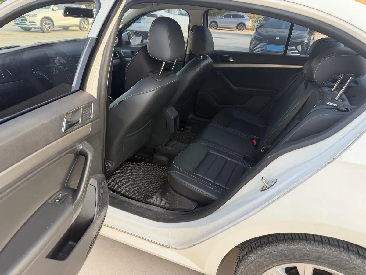 2017 Buick Excelle 1.5L 114HP L4 6AT,autocango,china used car exporter,china ev exporter,chinese used car exporter,chinese used ev exporter