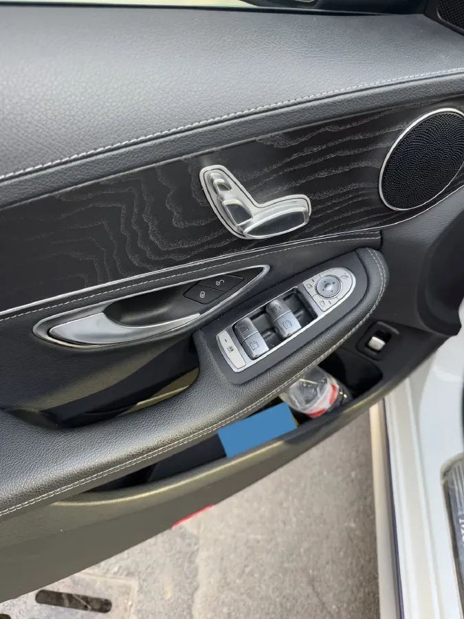 2020 Mercedes-Benz C Class 1.5T 156HP L4 9AT,autocango,china used car exporter,china ev exporter,chinese used car exporter,chinese used ev exporter