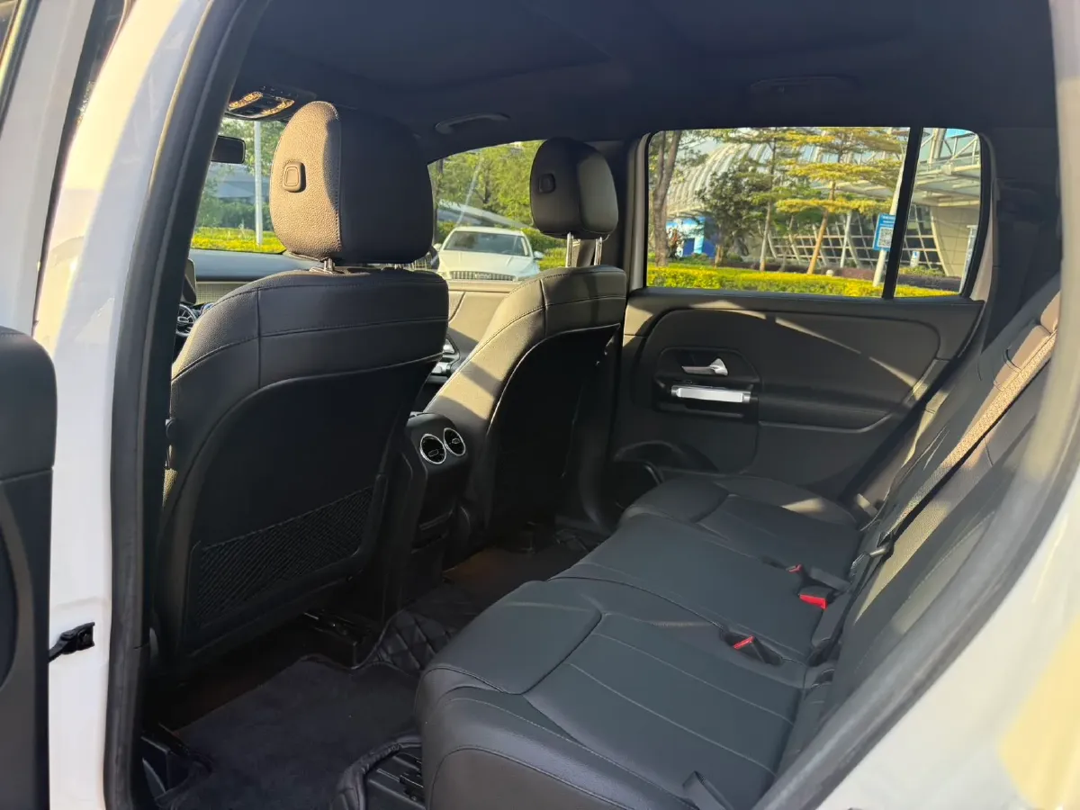 2020 Mercedes-Benz GLB Class 1.3T 163HP L4 7DCT,autocango,china used car exporter,china ev exporter,chinese used car exporter,chinese used ev exporter