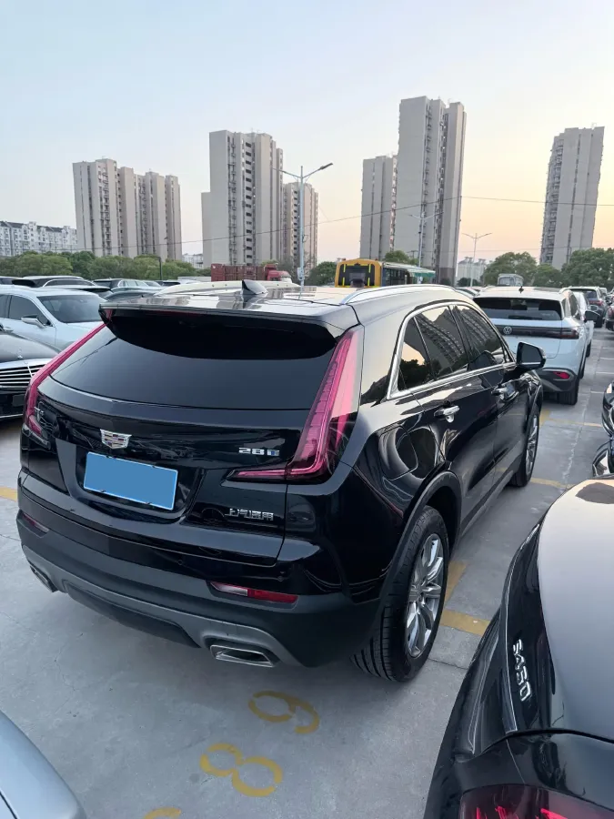 2023 Cadillac XT4 2.0T 237HP L4 9AT,autocango,china used car exporter,china ev exporter,chinese used car exporter,chinese used ev exporter