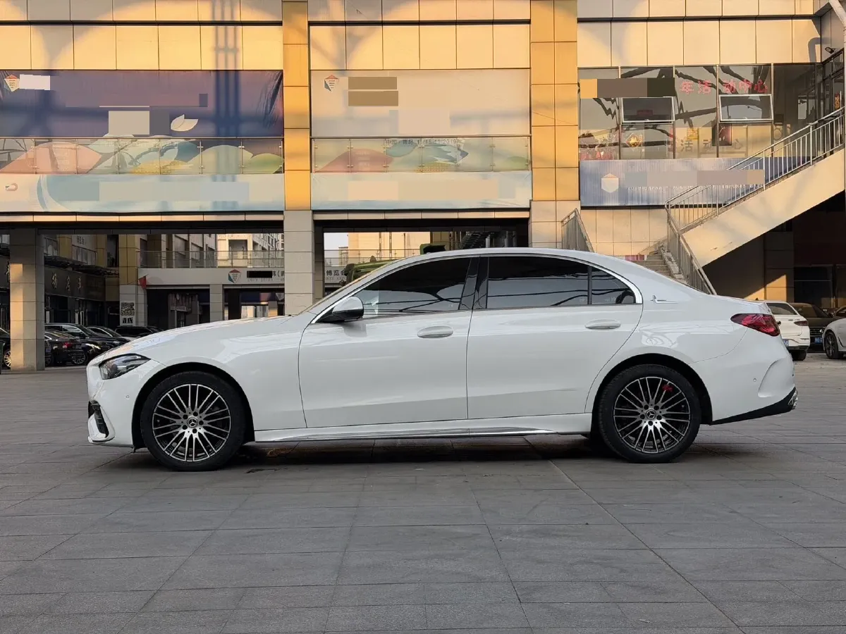 2023 Mercedes-Benz C Class 1.5T 170HP L4 9AT,autocango,china used car exporter,china ev exporter,chinese used car exporter,chinese used ev exporter