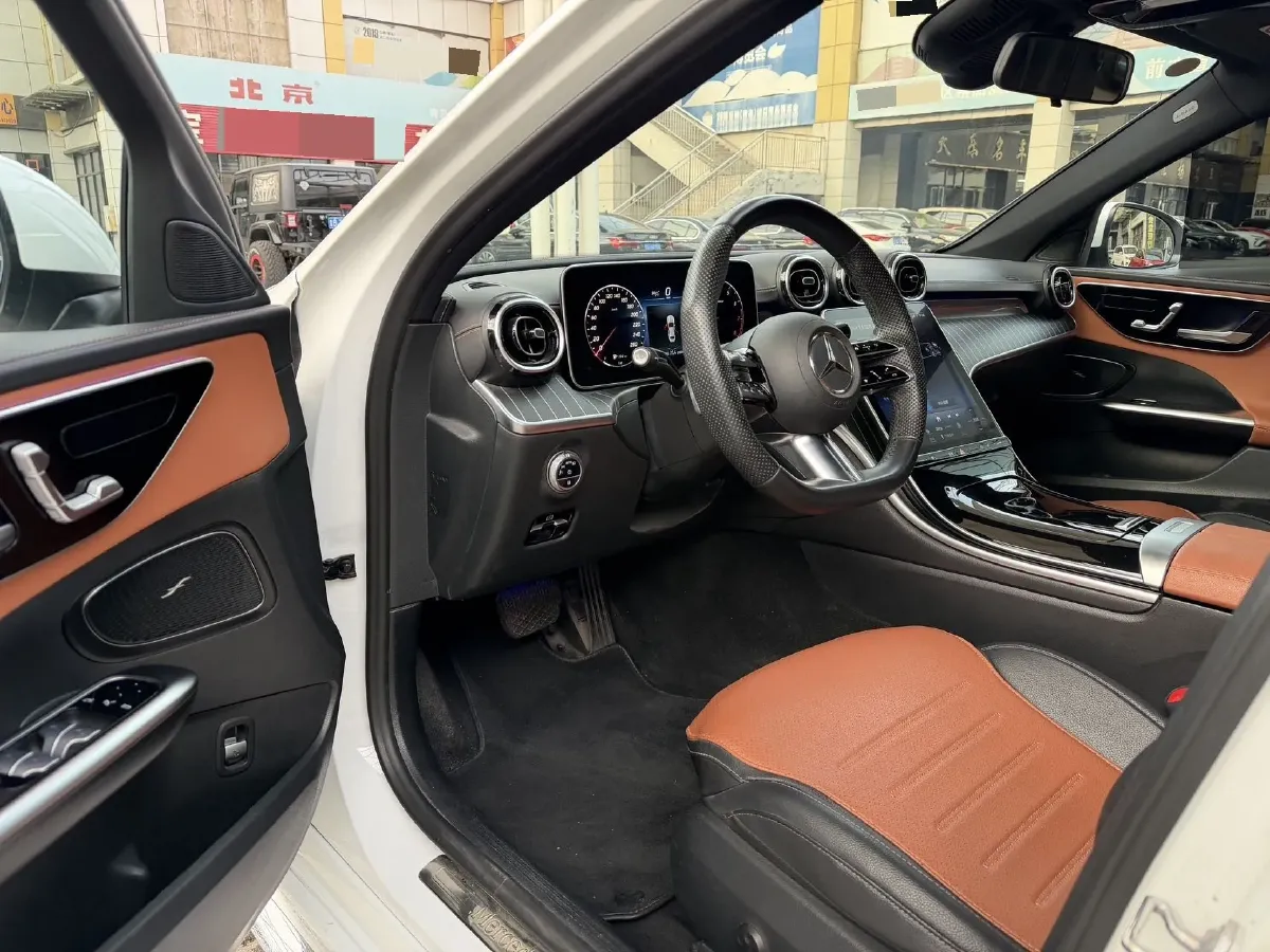2023 Mercedes-Benz C Class 1.5T 170HP L4 9AT,autocango,china used car exporter,china ev exporter,chinese used car exporter,chinese used ev exporter