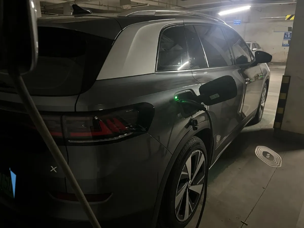 2021 Volkswagen ID.6 Crozz BEV 84.8KWH,autocango,china used car exporter,china ev exporter,chinese used car exporter,chinese used ev exporter