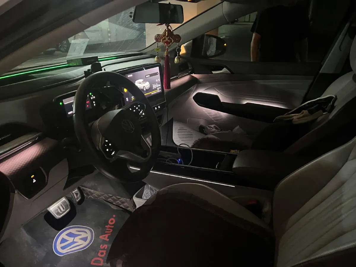 2021 Volkswagen ID.6 Crozz BEV 84.8KWH,autocango,china used car exporter,china ev exporter,chinese used car exporter,chinese used ev exporter