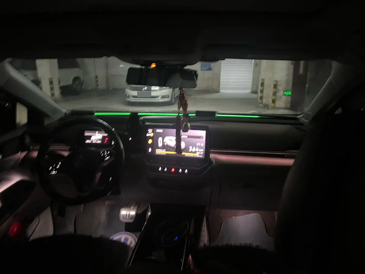 2021 Volkswagen ID.6 Crozz BEV 84.8KWH,autocango,china used car exporter,china ev exporter,chinese used car exporter,chinese used ev exporter