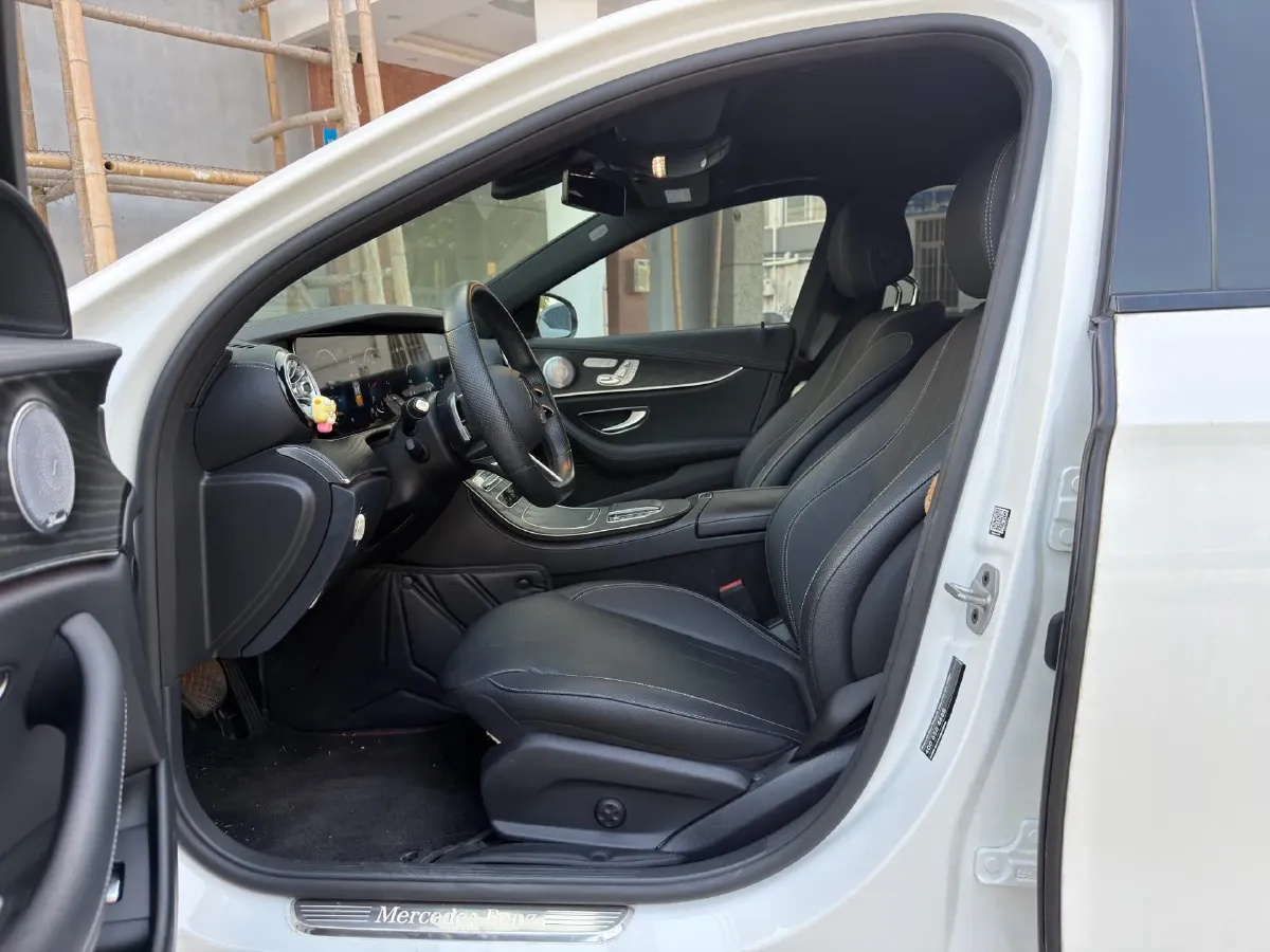 2021 Mercedes-Benz E Class 2.0T 258HP L4 9AT,autocango,china used car exporter,china ev exporter,chinese used car exporter,chinese used ev exporter
