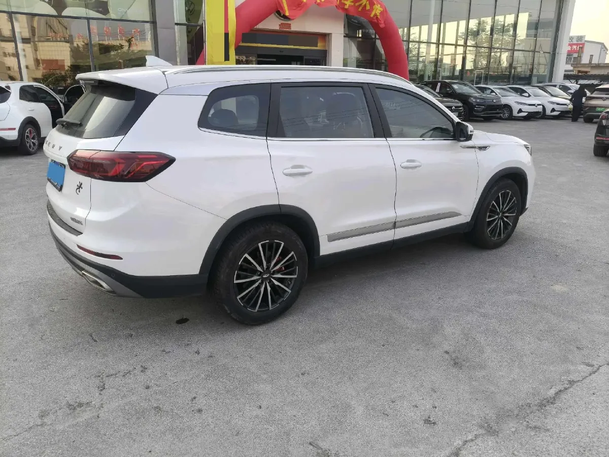 2021 Chery Tiggo 8 Plus 1.6T 197HP L4 7DCT,autocango,china used car exporter,china ev exporter,chinese used car exporter,chinese used ev exporter
