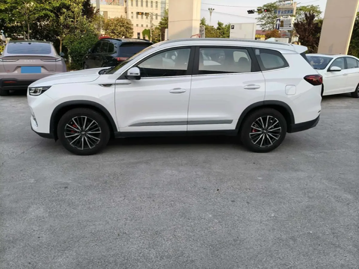 2021 Chery Tiggo 8 Plus 1.6T 197HP L4 7DCT,autocango,china used car exporter,china ev exporter,chinese used car exporter,chinese used ev exporter