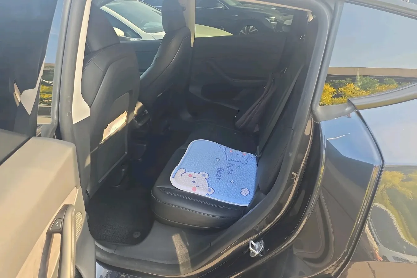 2024 Iveco OuSheng BEV 77.28KWH,autocango,china used car exporter,china ev exporter,chinese used car exporter,chinese used ev exporter