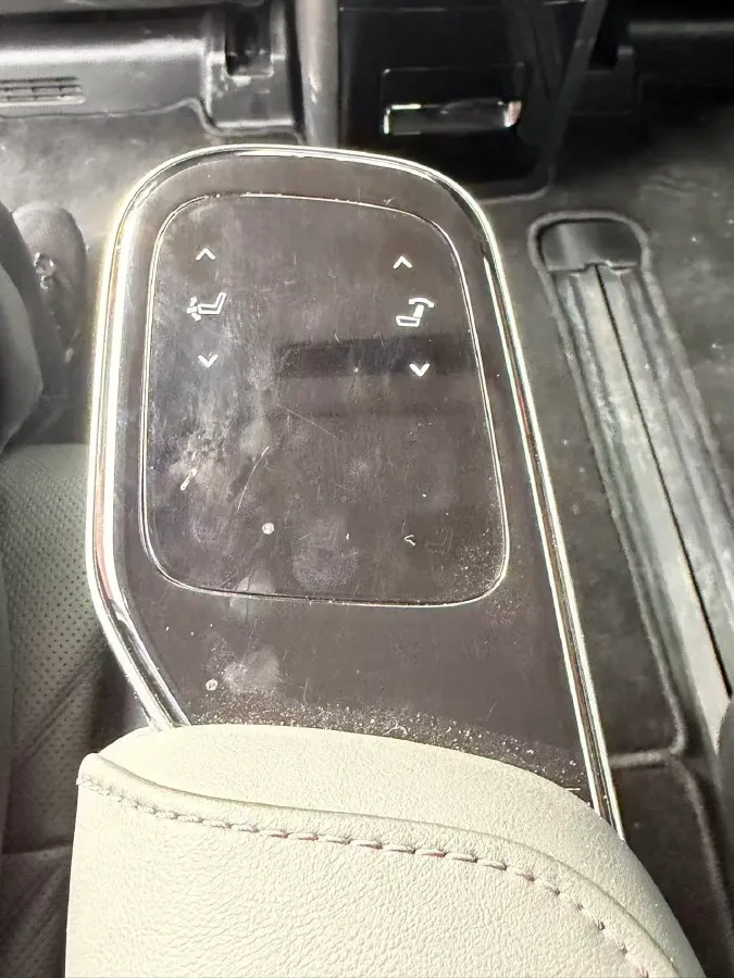 2024 GAC Trumpchi M8 2.0T 190HP L4 2DHT Hybrid,autocango,china used car exporter,china ev exporter,chinese used car exporter,chinese used ev exporter