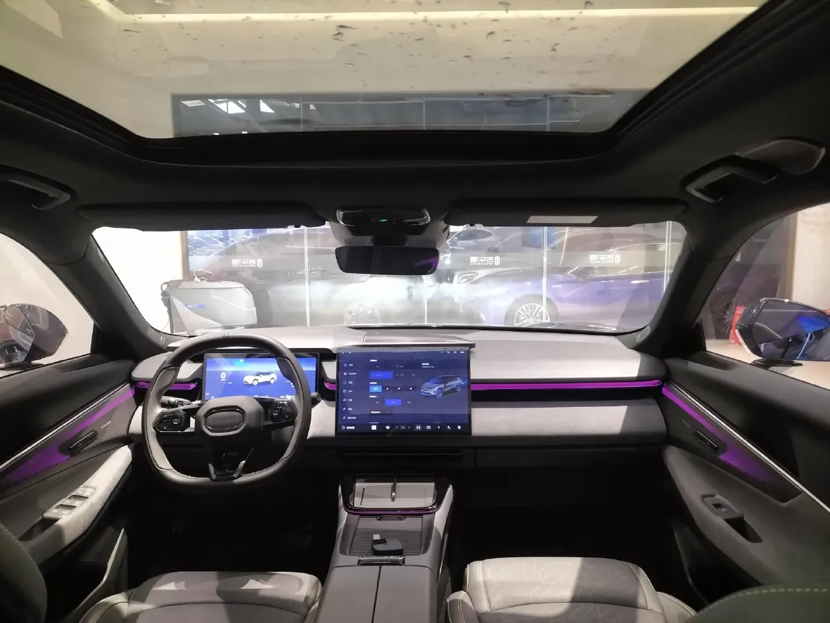 2025 LYNK&CO 08 EM-P 1.5T 163HP L4 3DHT PHEV 21.2KWH,autocango,china used car exporter,china ev exporter,chinese used car exporter,chinese used ev exporter