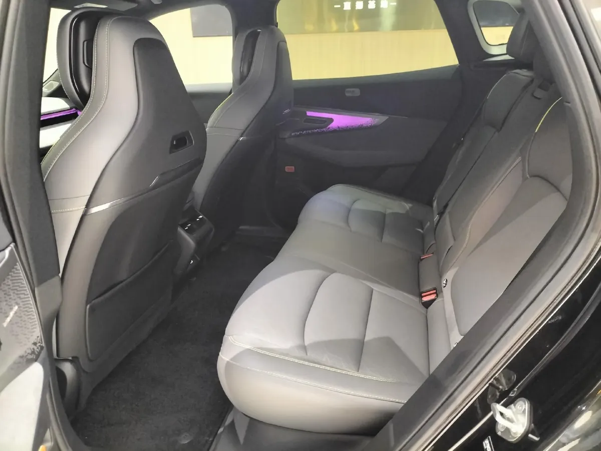 2025 LYNK&CO 08 EM-P 1.5T 163HP L4 3DHT PHEV 21.2KWH,autocango,china used car exporter,china ev exporter,chinese used car exporter,chinese used ev exporter