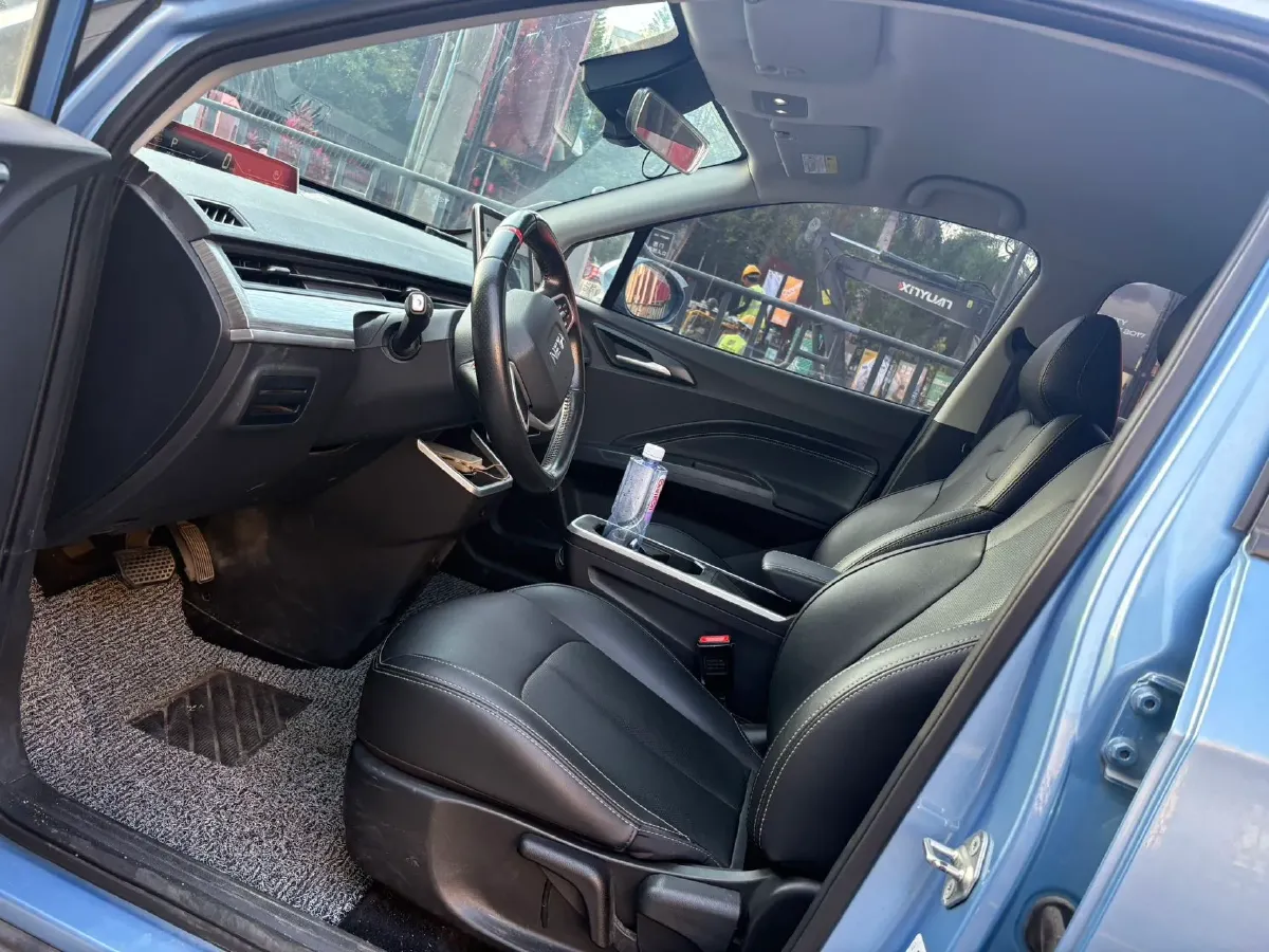 2022 Leapmotor T03 BEV 41KWH,autocango,china used car exporter,china ev exporter,chinese used car exporter,chinese used ev exporter