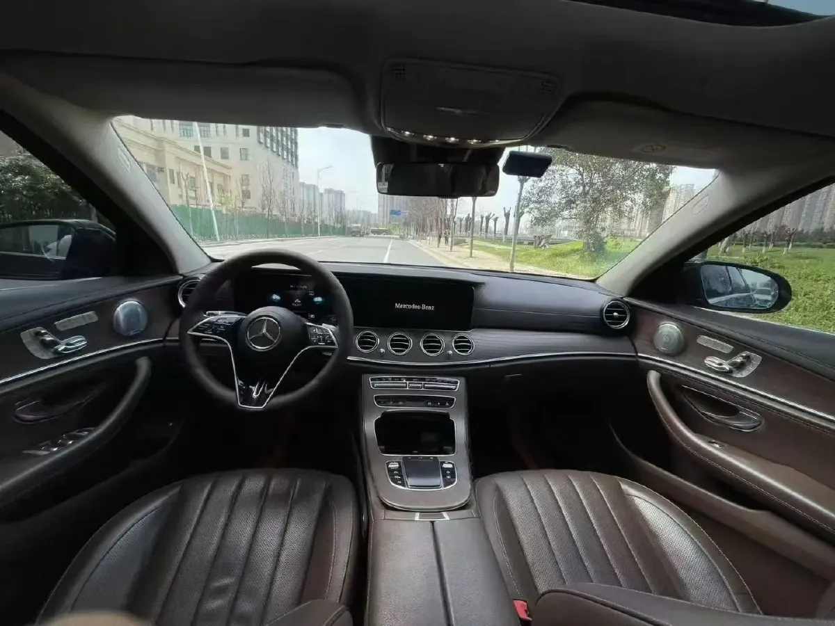 2021 Mercedes-Benz E Class 2.0T 258HP L4 9AT,autocango,china used car exporter,china ev exporter,chinese used car exporter,chinese used ev exporter