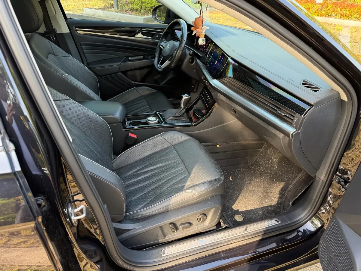 2022 Xpeng P7 BEV 60.2KWH,autocango,china used car exporter,china ev exporter,chinese used car exporter,chinese used ev exporter