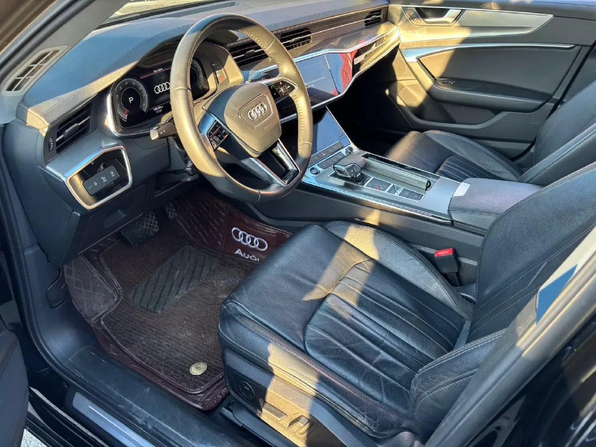 2021 Audi A6L 2.0T 190HP L4 7DCT,autocango,china used car exporter,china ev exporter,chinese used car exporter,chinese used ev exporter