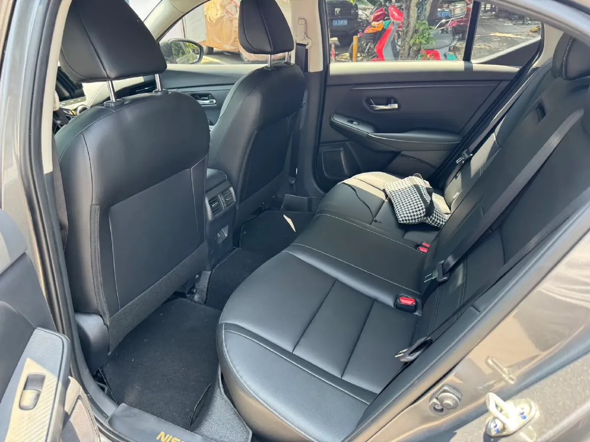 2023 Nissan Sylphy 1.6L 135HP L4 CVT,autocango,china used car exporter,china ev exporter,chinese used car exporter,chinese used ev exporter