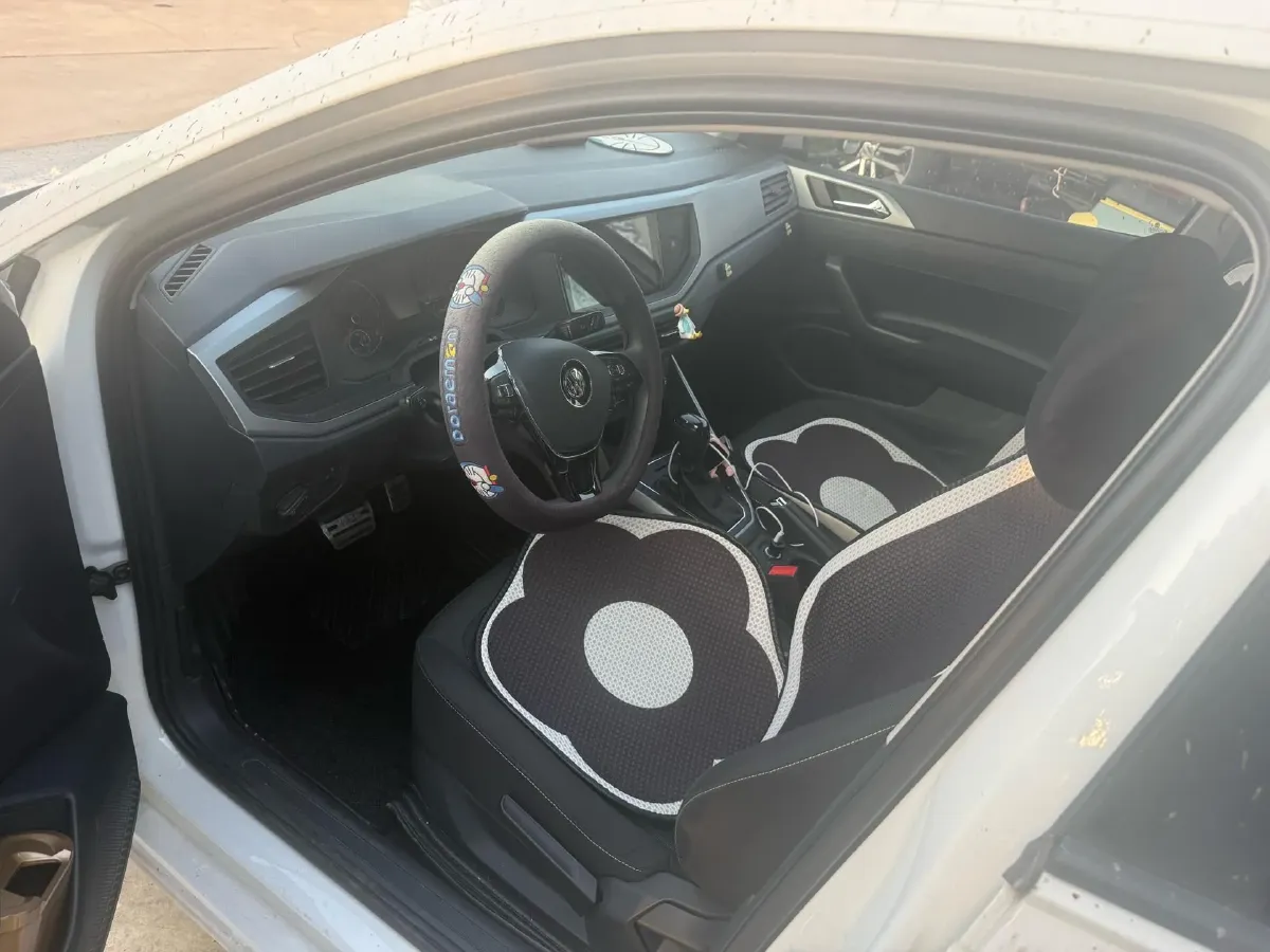 2019 Volkswagen Polo 1.5L 113HP L4 6AT,autocango,china used car exporter,china ev exporter,chinese used car exporter,chinese used ev exporter