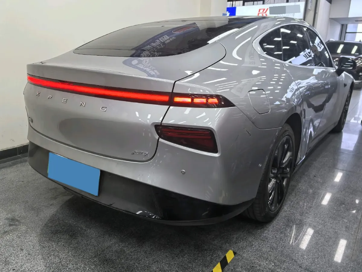 2022 Xpeng P7 BEV 83.1KWH,autocango,china used car exporter,china ev exporter,chinese used car exporter,chinese used ev exporter
