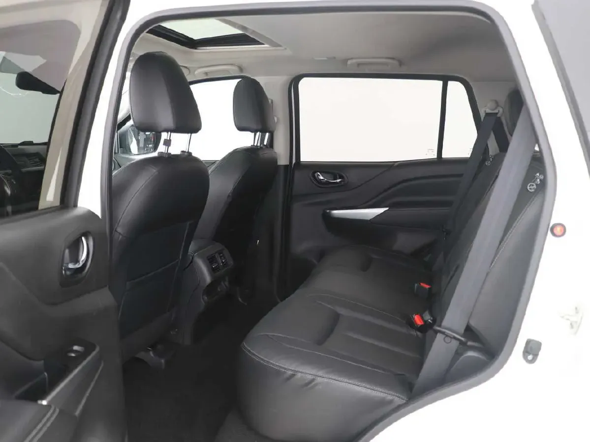 2020 Nissan Terra 2.5L 193HP L4 7AT,autocango,china used car exporter,china ev exporter,chinese used car exporter,chinese used ev exporter