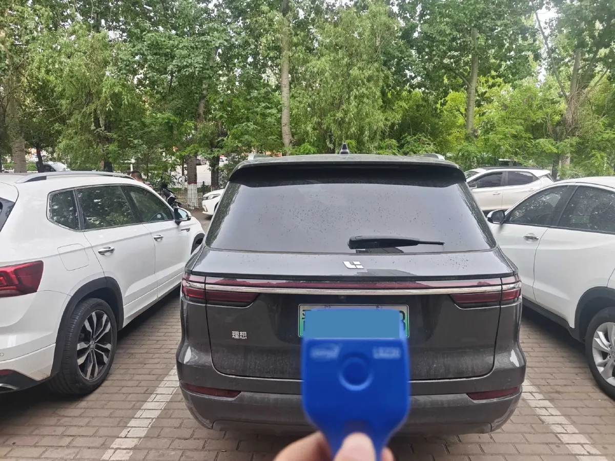 2021 Li ONE Range Extended 131HP REEV 40.5KWH,autocango,china used car exporter,china ev exporter,chinese used car exporter,chinese used ev exporter