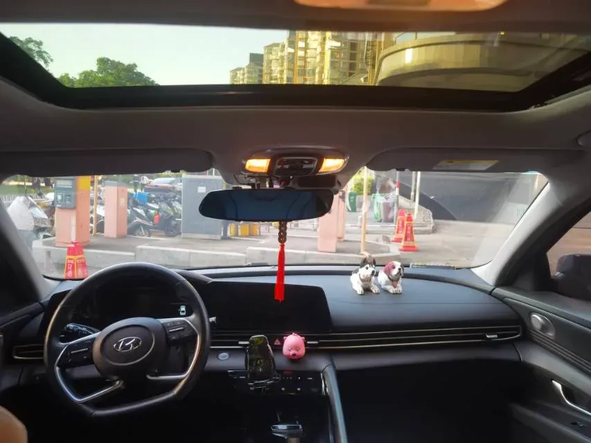 2021 Hyundai Elantra 1.5L 115HP L4 CVT,autocango,china used car exporter,china ev exporter,chinese used car exporter,chinese used ev exporter