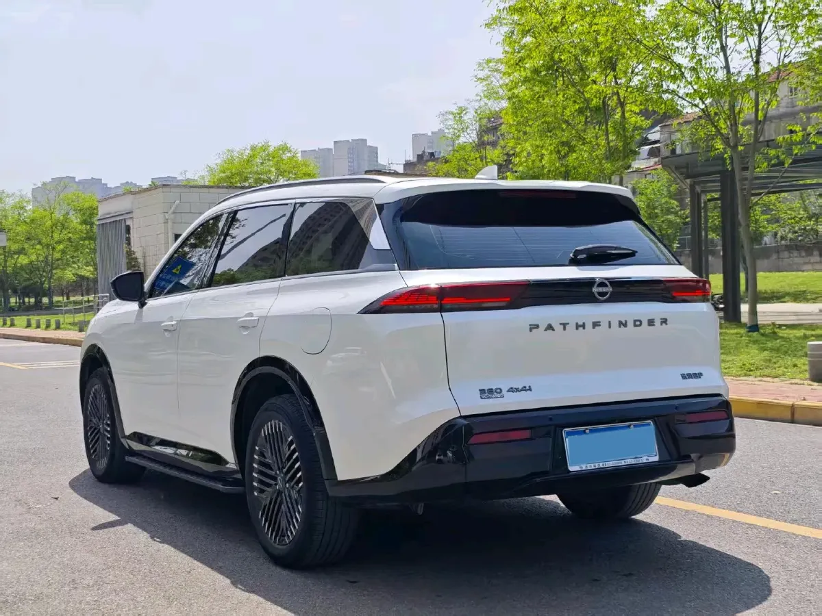 2024 Nissan Pathfinder 2.0T 252HP L4 9AT,autocango,china used car exporter,china ev exporter,chinese used car exporter,chinese used ev exporter