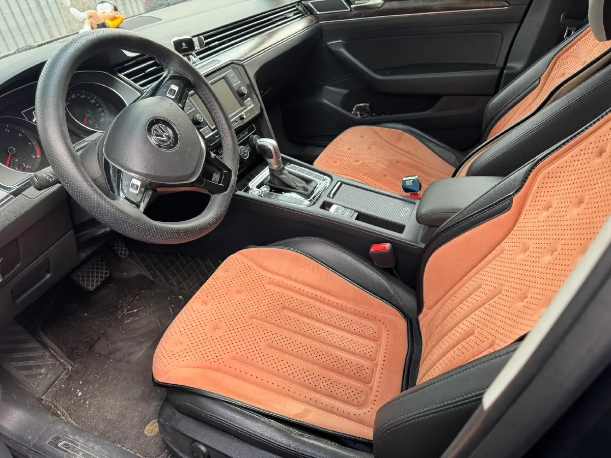 2018 Volkswagen Magotan 1.8T 180HP L4 7DCT,autocango,china used car exporter,china ev exporter,chinese used car exporter,chinese used ev exporter