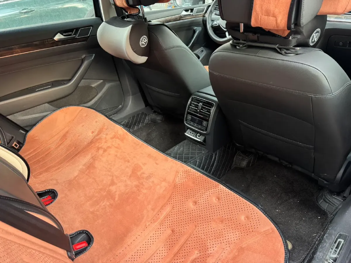 2018 Volkswagen Magotan 1.8T 180HP L4 7DCT,autocango,china used car exporter,china ev exporter,chinese used car exporter,chinese used ev exporter