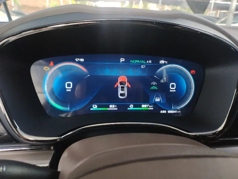 2022 Volkswagen Tiguan L 2.0T 186HP L4 7DCT,autocango,china used car exporter,china ev exporter,chinese used car exporter,chinese used ev exporter