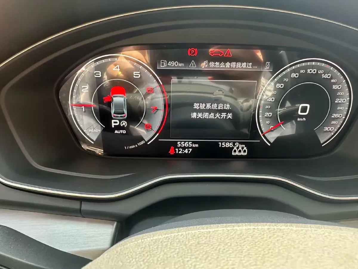 2026 Audi Q5L 2.0T 190HP L4 7DCT,autocango,china used car exporter,china ev exporter,chinese used car exporter,chinese used ev exporter