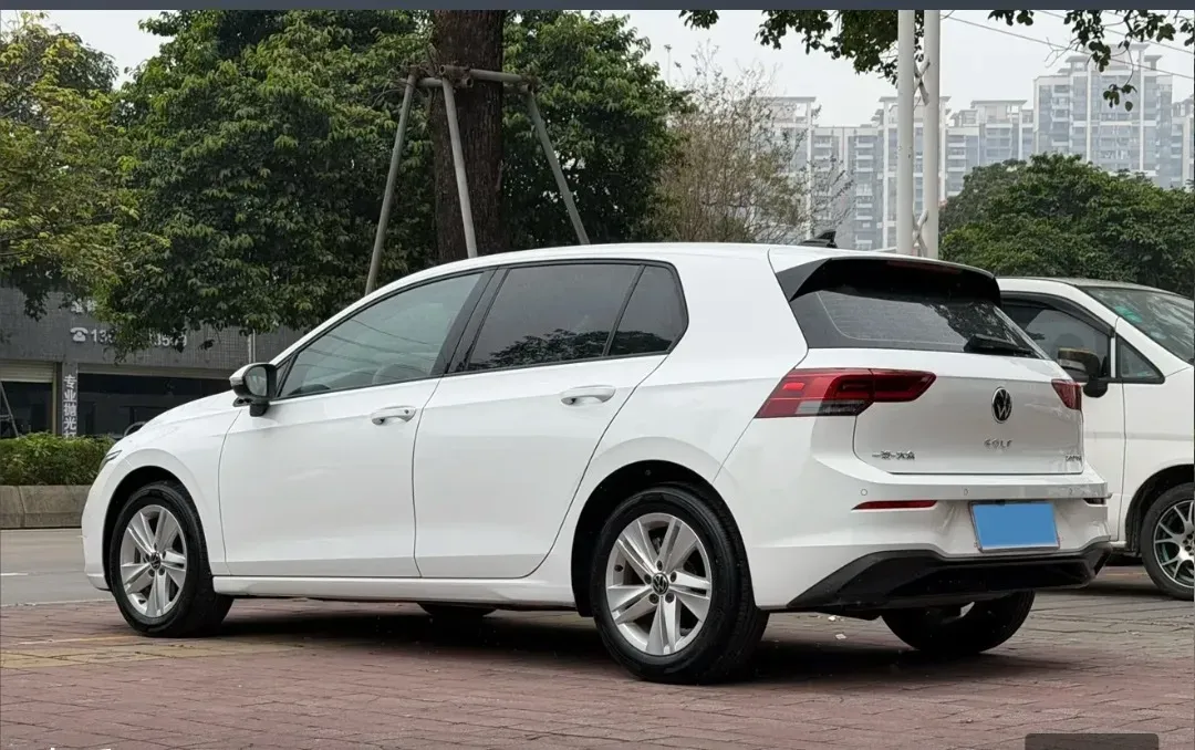 2021 Volkswagen Golf 1.2T 116HP L4 7DCT,autocango,china used car exporter,china ev exporter,chinese used car exporter,chinese used ev exporter