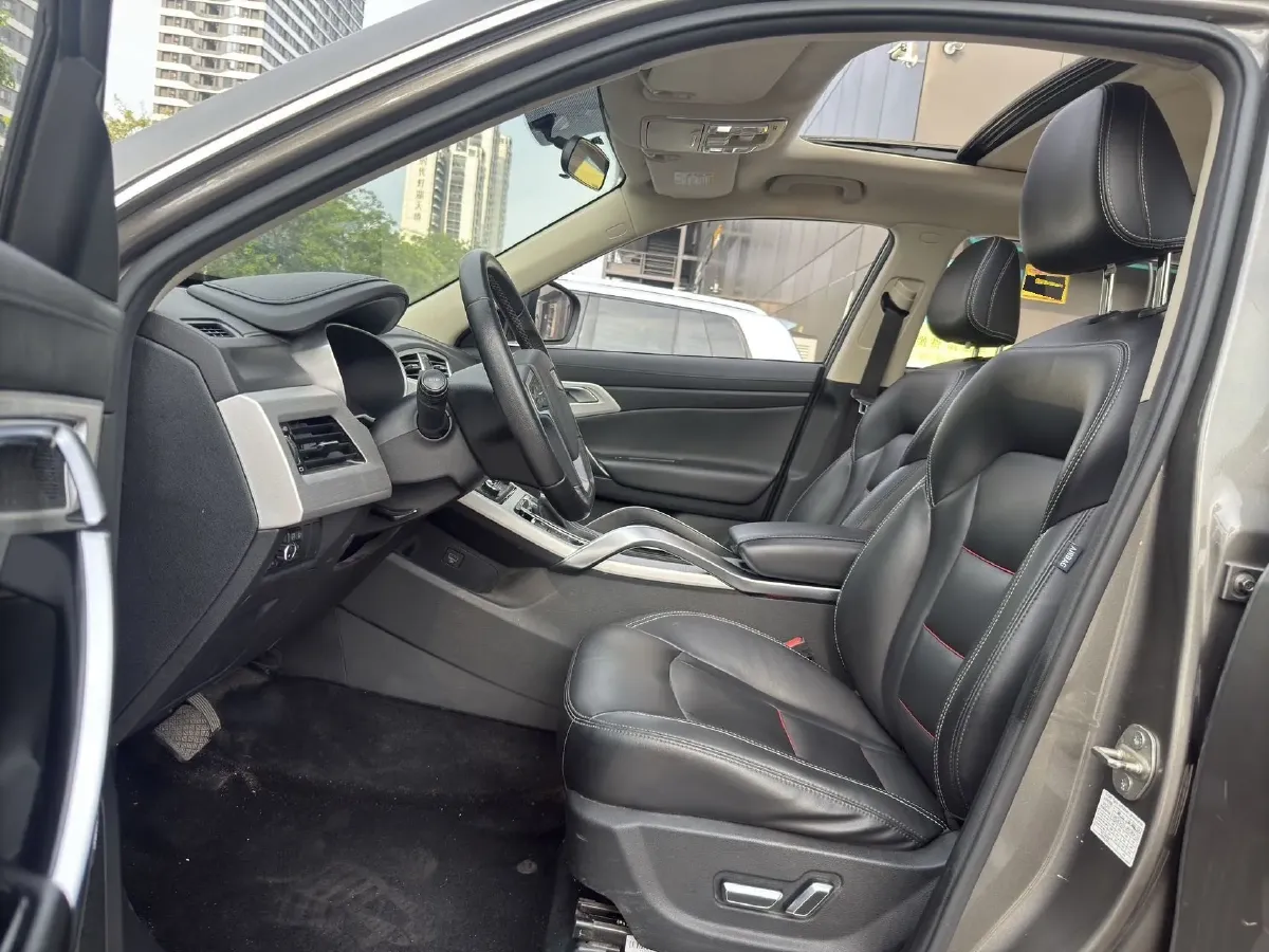 2018 Geely Azkarra 1.8T 184HP L4 6AT,autocango,china used car exporter,china ev exporter,chinese used car exporter,chinese used ev exporter