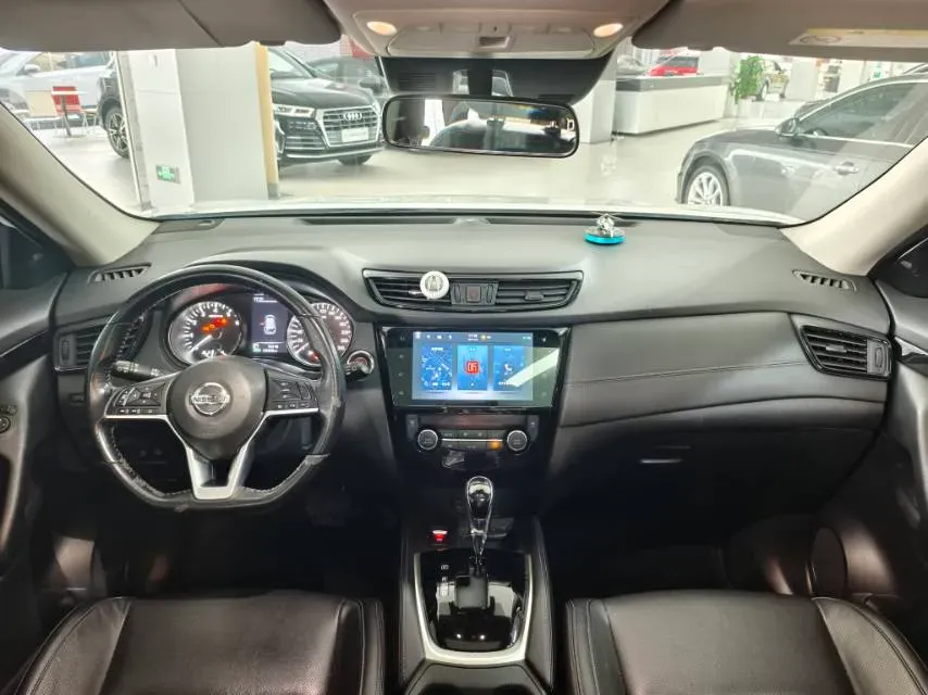 2021 Nissan X-Trail 2.0L 151HP L4 CVT,autocango,china used car exporter,china ev exporter,chinese used car exporter,chinese used ev exporter