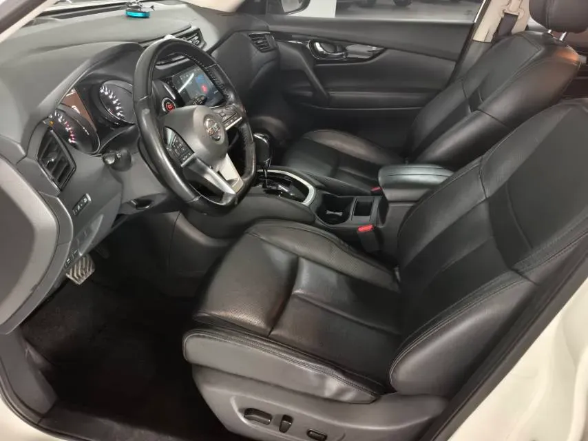 2021 Nissan X-Trail 2.0L 151HP L4 CVT,autocango,china used car exporter,china ev exporter,chinese used car exporter,chinese used ev exporter