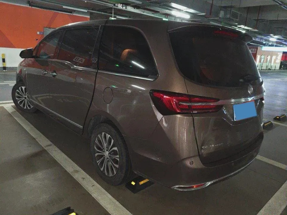 2022 Buick GL8 2.0T 237HP L4 9AT,autocango,china used car exporter,china ev exporter,chinese used car exporter,chinese used ev exporter