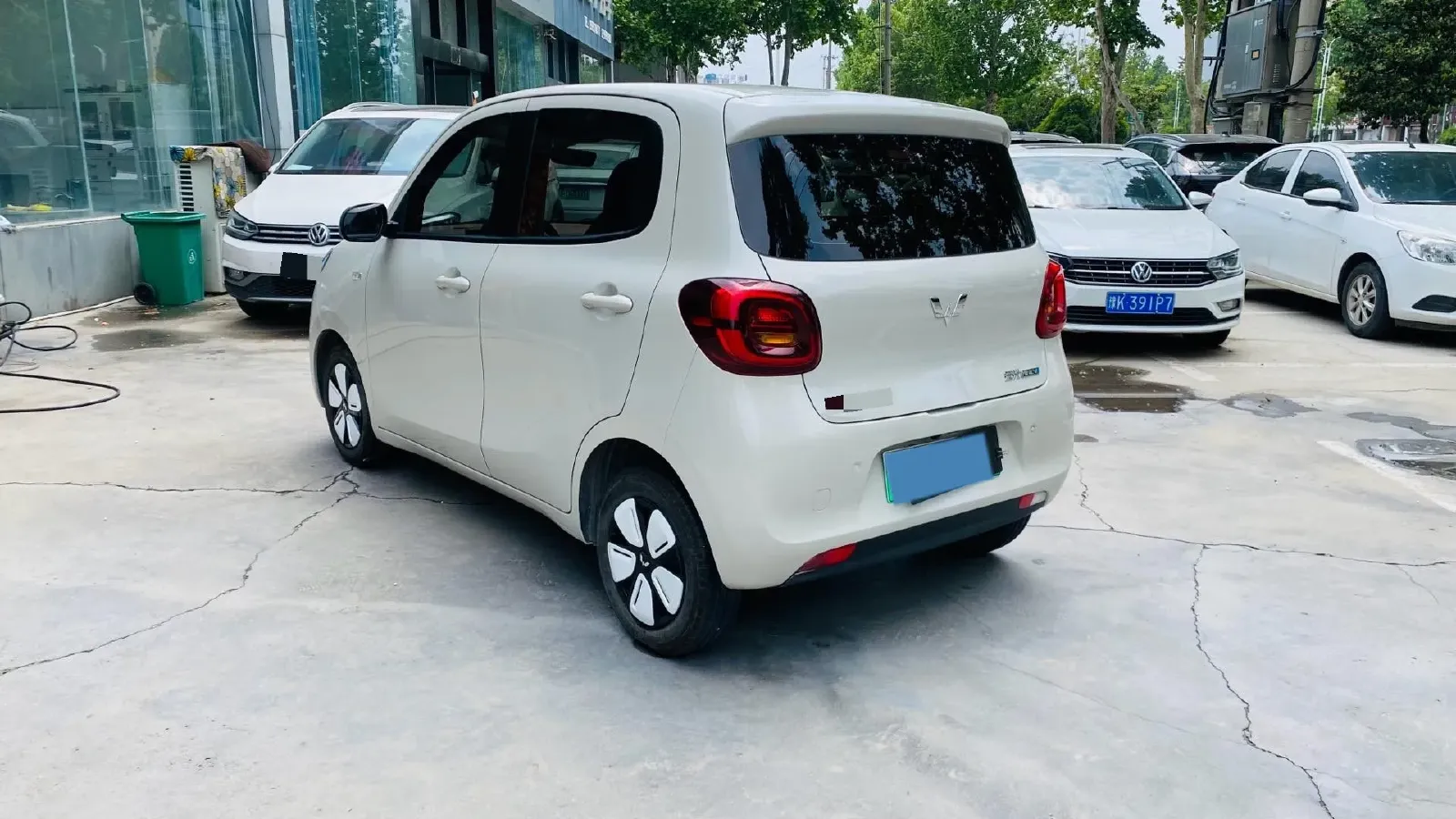 2025 WuLing HongGuang MINI EV BEV 16.2KWH,autocango,china used car exporter,china ev exporter,chinese used car exporter,chinese used ev exporter