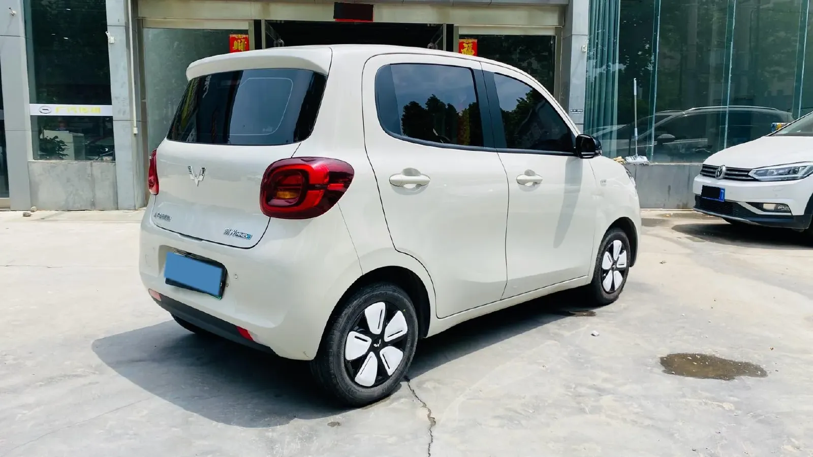 2025 WuLing HongGuang MINI EV BEV 16.2KWH,autocango,china used car exporter,china ev exporter,chinese used car exporter,chinese used ev exporter