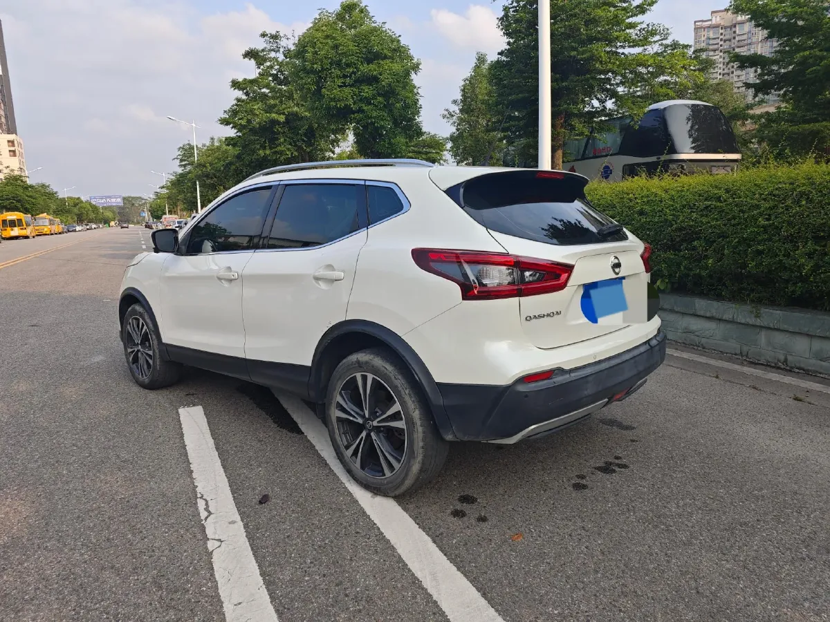 2022 Nissan Qashqai 2.0L 151HP L4 CVT,autocango,china used car exporter,china ev exporter,chinese used car exporter,chinese used ev exporter