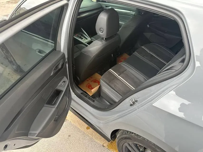 2021 Volkswagen Golf 1.4T 150HP L4 7DCT,autocango,china used car exporter,china ev exporter,chinese used car exporter,chinese used ev exporter