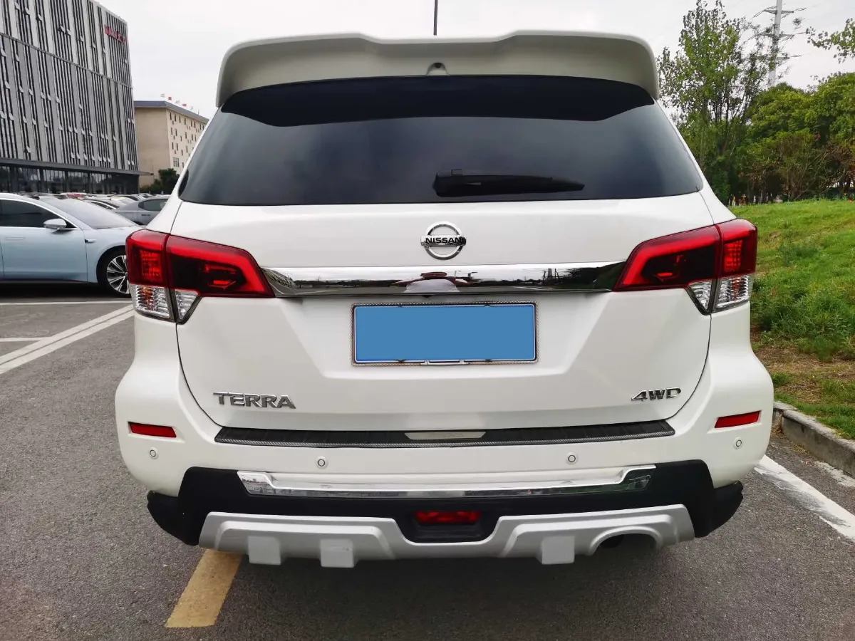 2020 Nissan Terra 2.5L 193HP L4 7AT,autocango,china used car exporter,china ev exporter,chinese used car exporter,chinese used ev exporter