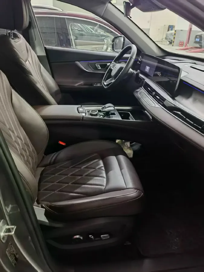 2025 Chery Tiggo 8 PRO 1.6T 197HP L4 7DCT,autocango,china used car exporter,china ev exporter,chinese used car exporter,chinese used ev exporter