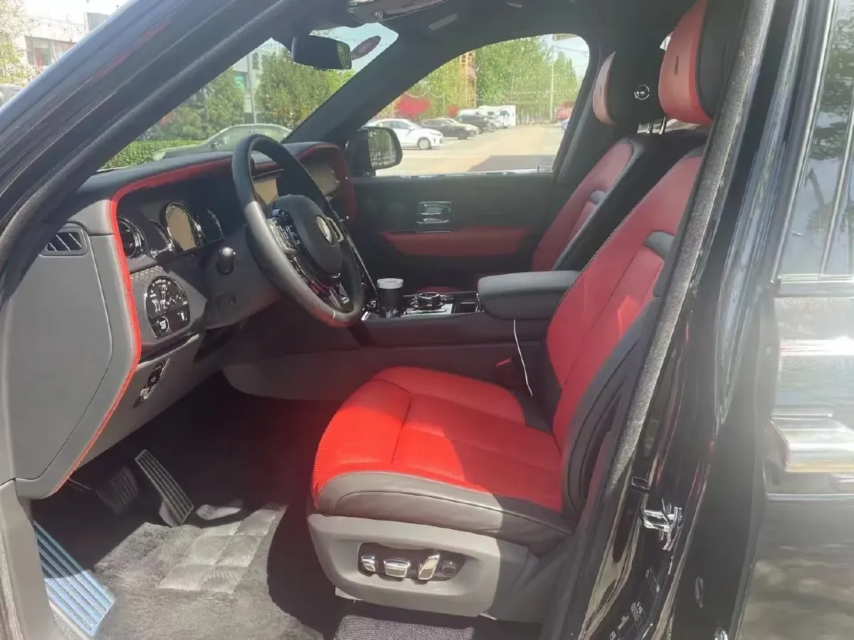 2020 Rolls-Royce Cullinan 6.7T 600HP V12 8AT,autocango,china used car exporter,china ev exporter,chinese used car exporter,chinese used ev exporter