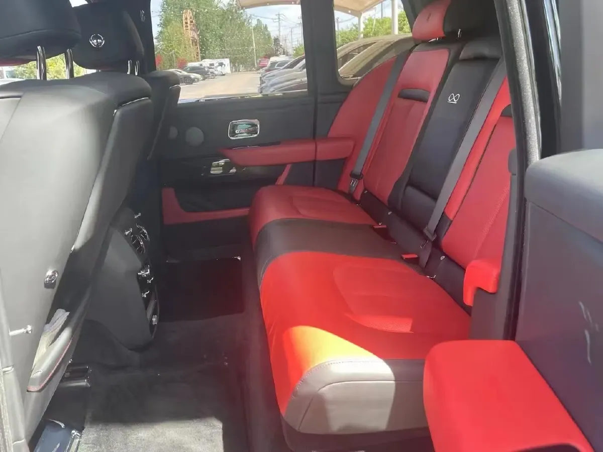 2020 Rolls-Royce Cullinan 6.7T 600HP V12 8AT,autocango,china used car exporter,china ev exporter,chinese used car exporter,chinese used ev exporter