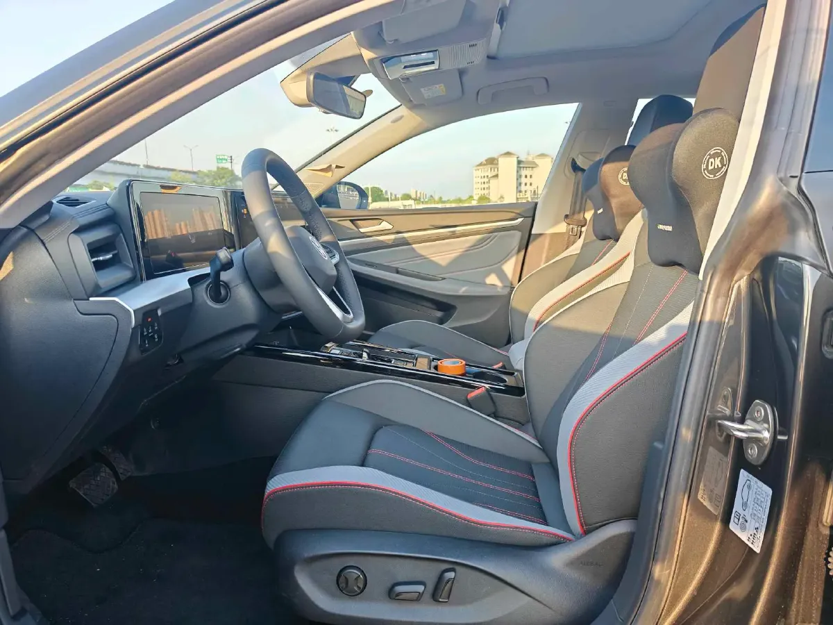 2024 Volkswagen Lamando 1.4T 150HP L4 7DCT,autocango,china used car exporter,china ev exporter,chinese used car exporter,chinese used ev exporter