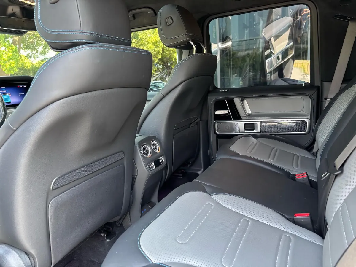 2025 Mercedes-Benz G Class 2AT BEV 122KWH,autocango,china used car exporter,china ev exporter,chinese used car exporter,chinese used ev exporter