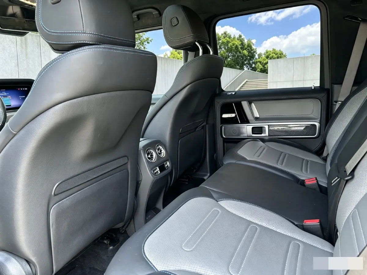 2025 Mercedes-Benz G Class 2AT BEV 122KWH,autocango,china used car exporter,china ev exporter,chinese used car exporter,chinese used ev exporter