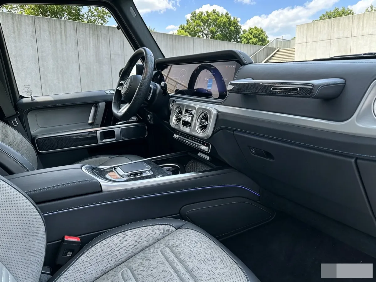 2025 Mercedes-Benz G Class 2AT BEV 122KWH,autocango,china used car exporter,china ev exporter,chinese used car exporter,chinese used ev exporter