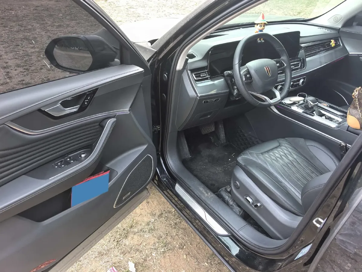 2023 HongQi HS5 2.0T 252HP L4 8AT,autocango,china used car exporter,china ev exporter,chinese used car exporter,chinese used ev exporter